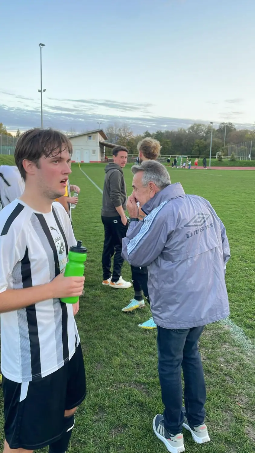 Fußballtrainingsmannschaft des Sportvereins Unterjesingen